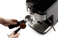 Domo Espressomachine met melkopschuimer DO711K zwart-Afbeelding 6
